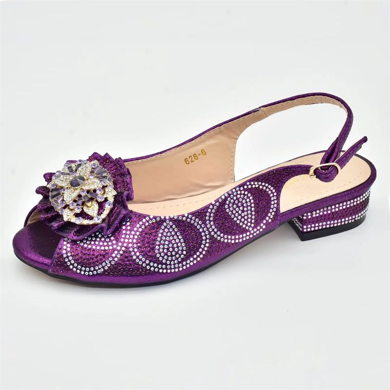 Women's low heeled sandals with evening bag matching drill button_voghion.com