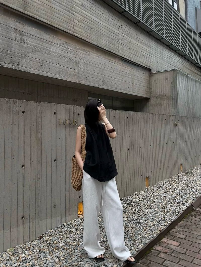 Atmungsaktive Hose aus Leinen-Baumwolle mit weitem Bein für Damen – Relaxed Fit Hose mit hoher Taille und geradem Bein und Kordelzug, lässige Loungewear für den Sommer in Weiß_voghion.com