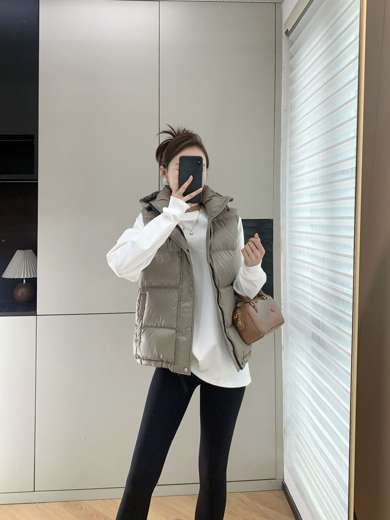 Women's Puffer Down Vest With Hood - Thickened White Goose Feather Filling, Lightweight & Warm Winter Coat (Gray, Black, Brown, Beige)_voghion.com