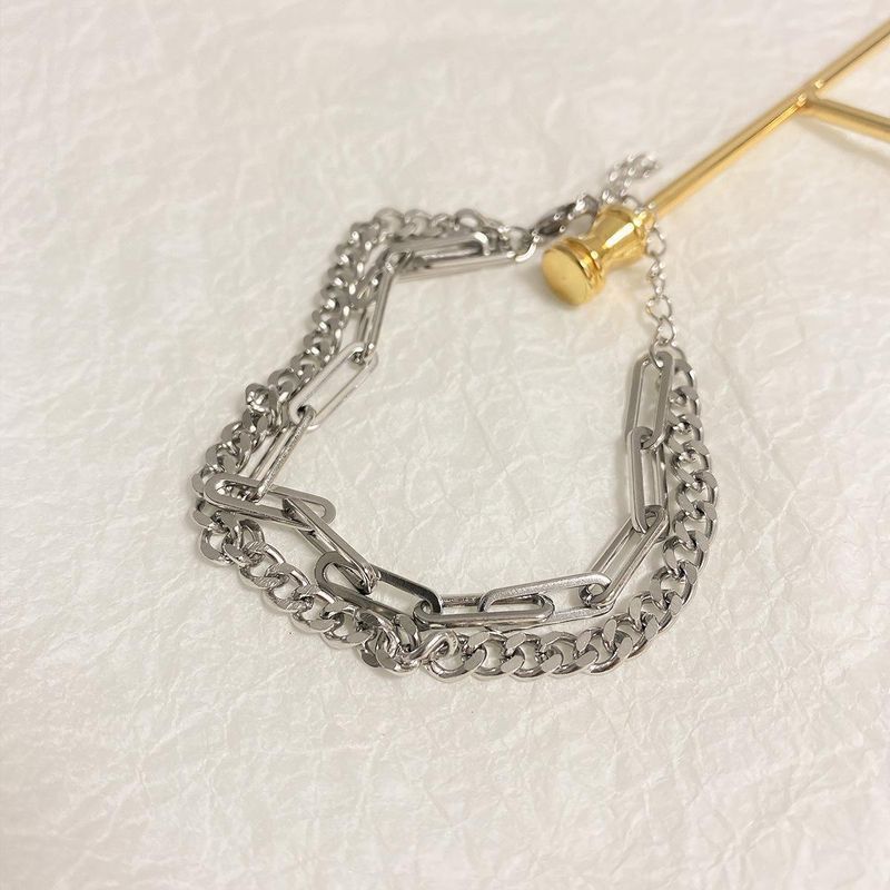 Divslāņu rokassprādze, neitrāls nišas dizains, augstas klases, auksts stils, draudzenes, tīkls, sarkana, rotaslietas, titāna tērauds, visas_voghion.com