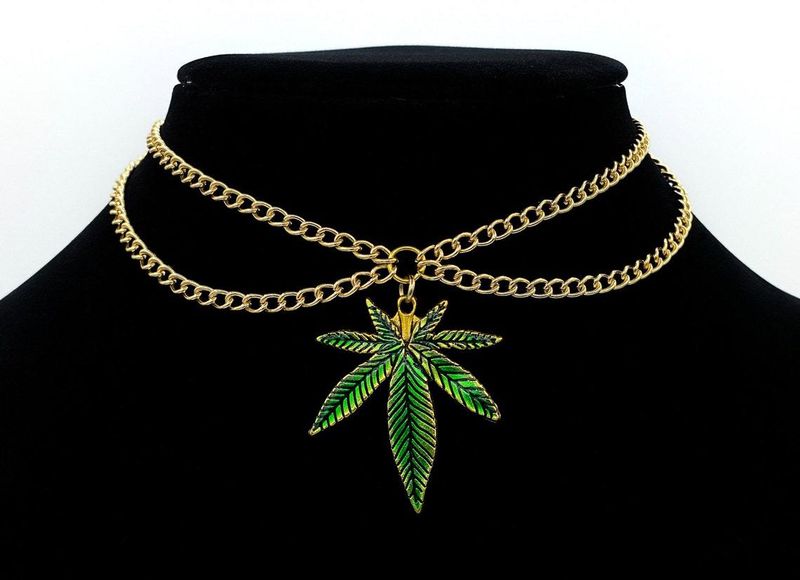 Bijoux et accessoires Pendentif feuille Élégant et mignon Double chaîne dorée_voghion.com