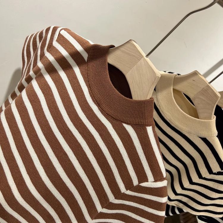 Maglione da donna a righe slim fit in maglia con maniche a palloncino e scollo rotondo - Pullover primaverile casual in morbido misto lana_voghion.com