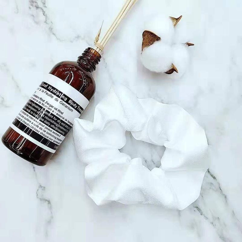 Hot Selling Satin Cranio Intestino East Gate Ins Internet Celebrity Fascia per capelli, Fascia per capelli elegante e semplice_voghion.com