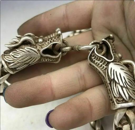 China Alte Tibet Silber Carving Doppel Drachen Nelace Lange Kette_voghion.com