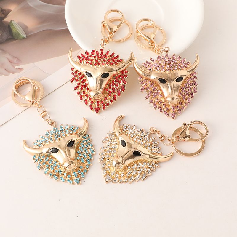 Diamond-encrusted Bull Head Alloy Keychain Animal Bag Accessories Key Chain Ring Pendant Small Gift_voghion.com