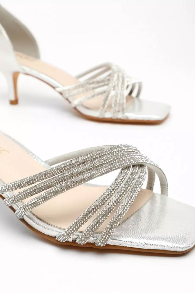 Fashion diamond strap sandals small short heels open toe small square head high heels sandals_voghion.com