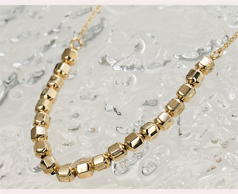 2025 Nya Ankomster 14K Guldfyllda Pärlor Elegant Pärl Choker Handgjorda Hängen Antracitbeständigt Halsband Boho Damsmycken_voghion.com