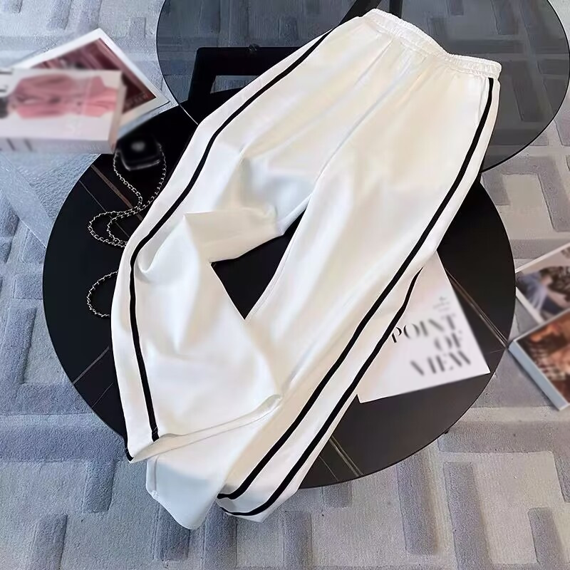 Abbigliamento da donna Abito sportivo casual bianco per donna estate nuovo pantalone a gamba larga alla moda in stile profumo piccolo abito a due pezzi alla moda_voghion.com