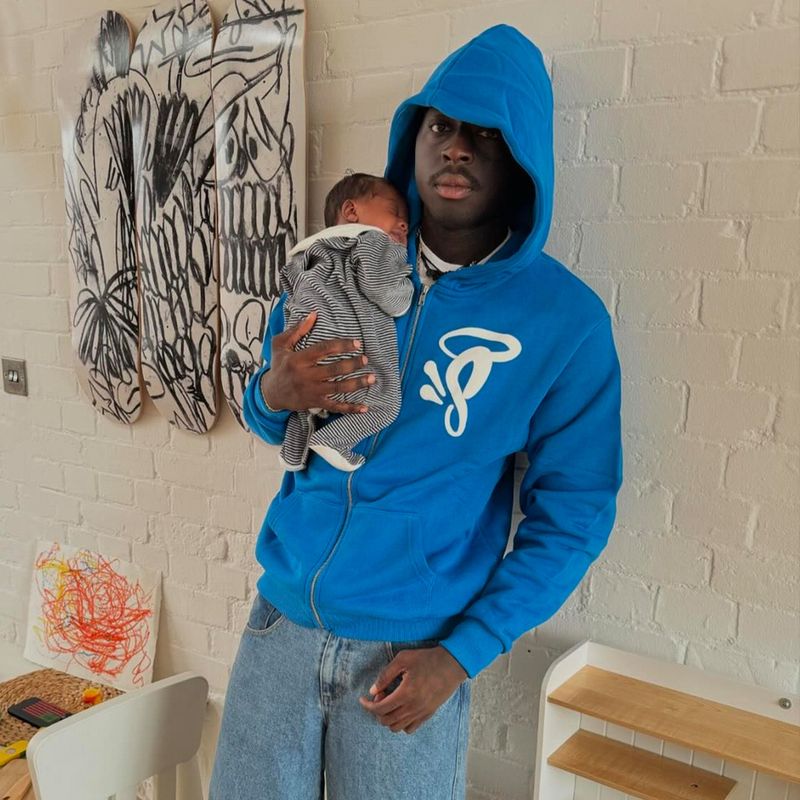 Y2K Retro Letter Print Hoodie – Oversized Fleece-Lined Zip-Up Unisex Streetwear (S-XXXL, Polyester, Vintage Aesthetic, 90s Nostalgia)_voghion.com