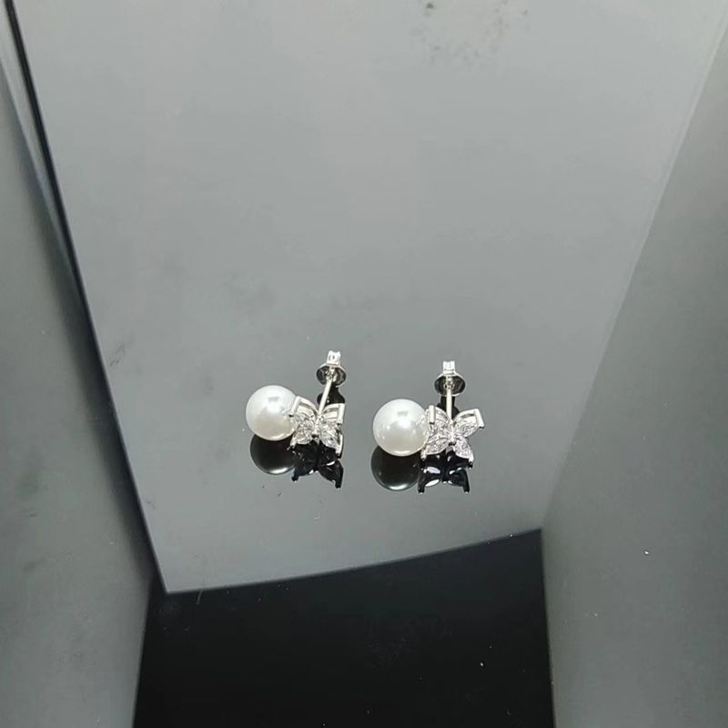Single summer timeless butterfly, freshwater pearl necklace, collarbone chain, ins, high-end and niche pendant_voghion.com