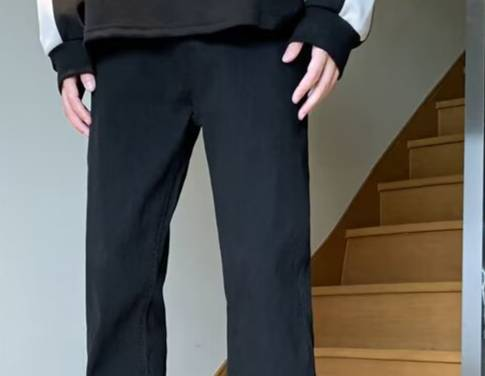 Jeans neri parigini bootcut – Denim Cleanfit High Street da uomo (gamba dritta a svasata, lavaggio vintage)_voghion.com