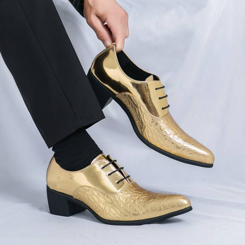 Neue Mode Herren High Heel Spitzschuh Golden Business Lederschuhe Schnürung Nachtclub Modenschau Trend Europäische und amerikanische Herrenschuhe_voghion.com