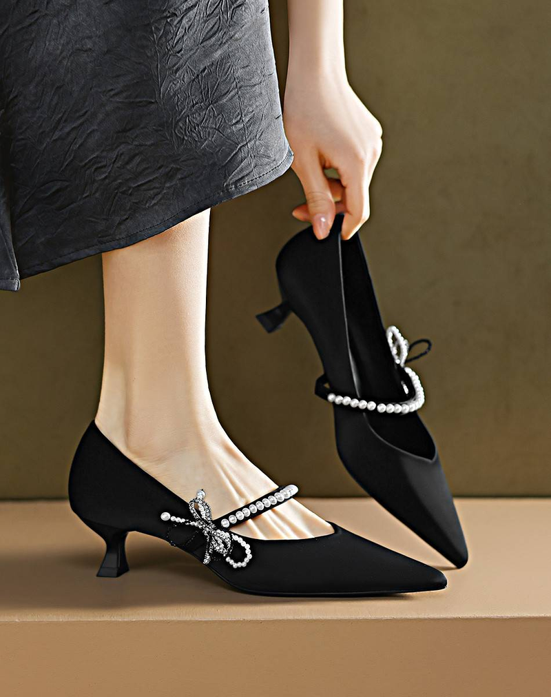 Cameido Women's Black Silk Pointed-Toe High Heels With 4.5CM Heel & Rubber Sole_voghion.com