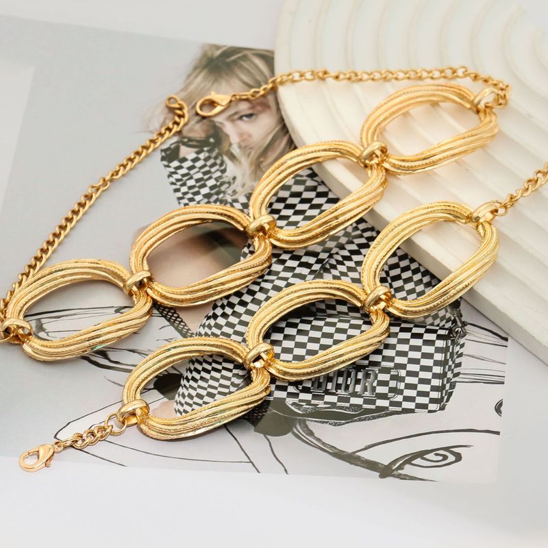 Set di gioielli con collana e bracciale in metallo creativo semplice e alla moda, con personalità geometrica in metallo, transfrontaliero europeo e americano._voghion.com