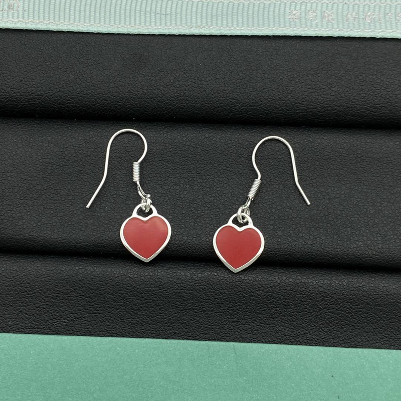 New2025 High-end Versatile Ladies Ear Stud Designer Customized High End Luxury Fashion Accessories In Europe Station Counters 260_voghion.com