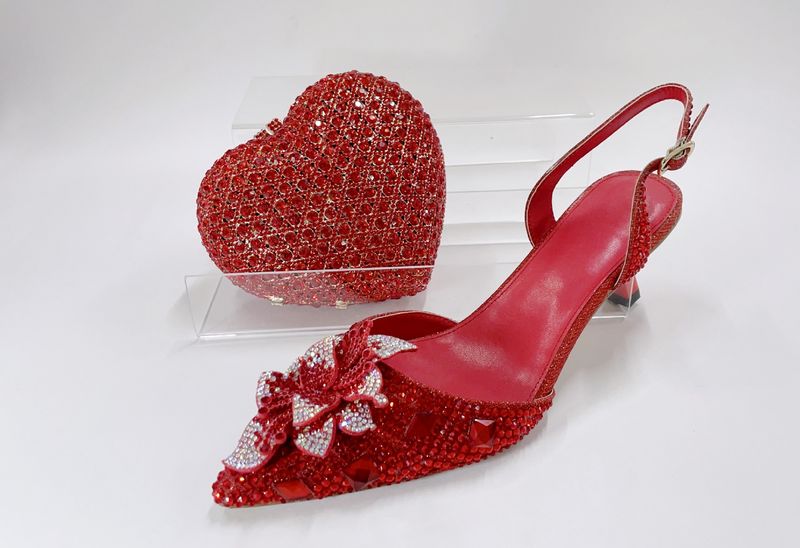 Women's High Heeled Sandals With Stilettos And Pointed Toes, Crystal Glass Flower High Heeled Sandals, Red Bridal Party Bag_voghion.com