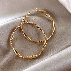 Ago d'argento Metallo Vento Circolare Geometrico Moda Pendolarismo Semplicità Semplice Cerchio Personalizzato Temperamento Di Alta Gamma_voghion.com