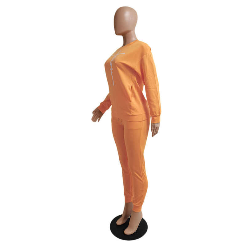 Tailleur pantalone slim da donna tinta unita_voghion.com