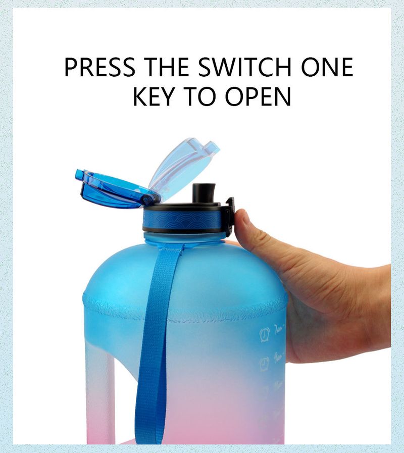 Φορητό μπουκάλι νερού με κάλυμμα αναπήδησης 3,78 λίτρων, μεγάλης χωρητικότητας τόνου ενός γαλονιού_voghion.com