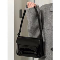 Bolsa de ombro versão coreana crossbody versátil portátil bolsa única moda 2024 nova axila quadrada_voghion.com