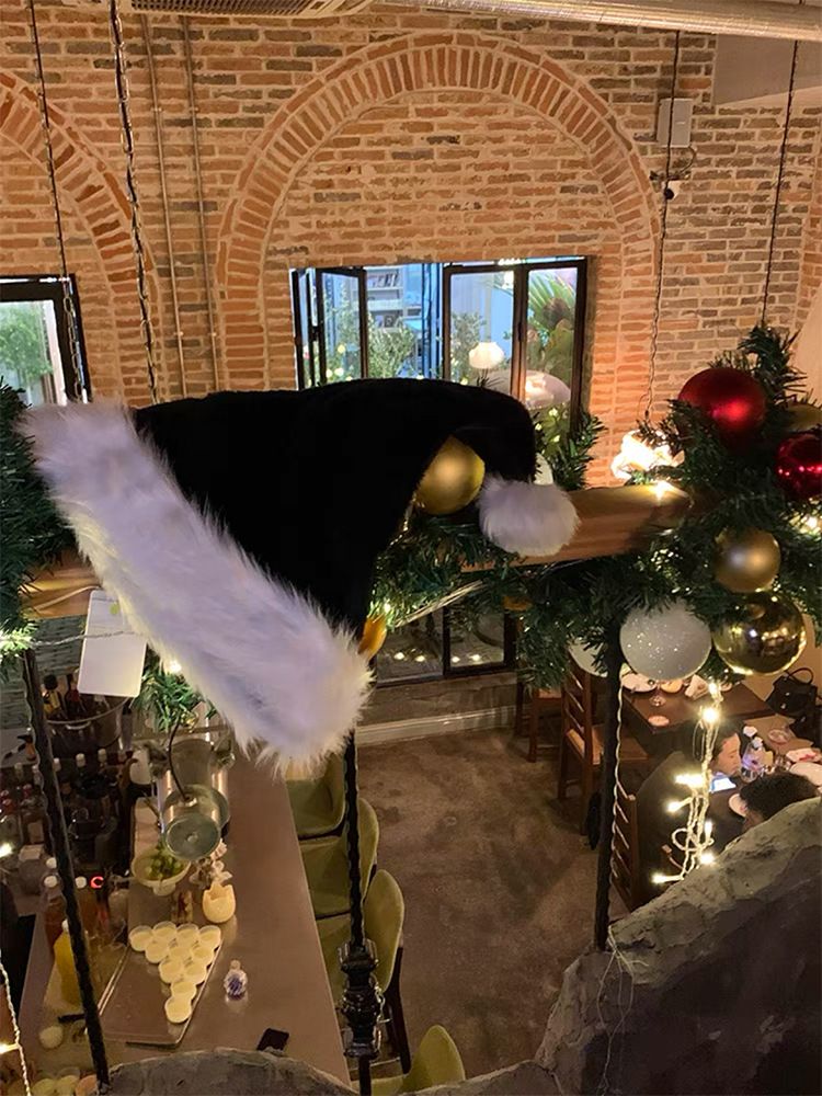 Kerstmis Zwarte strik Kerstman hoed Leuke coole hoed Winter meisjes rode pluche warme muts Kerst hoofdtooi hoed_voghion.com