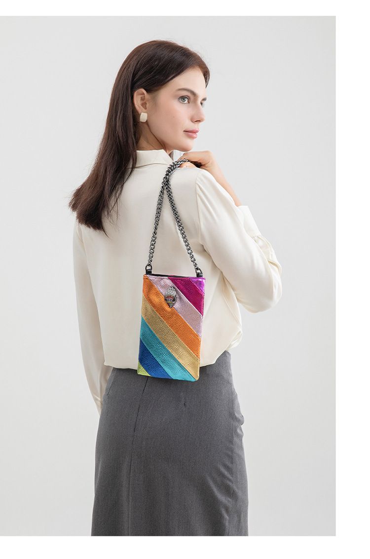 Sac à bandoulière à chaîne rayé coloré à la mode et polyvalent Sac à bandoulière Eagle Head Petit sac Sac pour téléphone portable Convient pour le shopping et le shopping_voghion.com