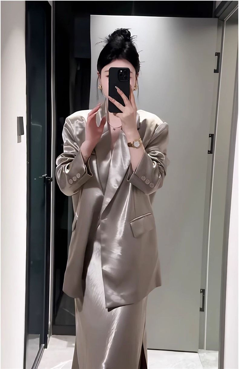 Modischer damenhafter Satinanzug für Frauen 2025 Frühjahr Neue Blazerjacke Hoher Taillenrock Zweiteiliges Set_voghion.com