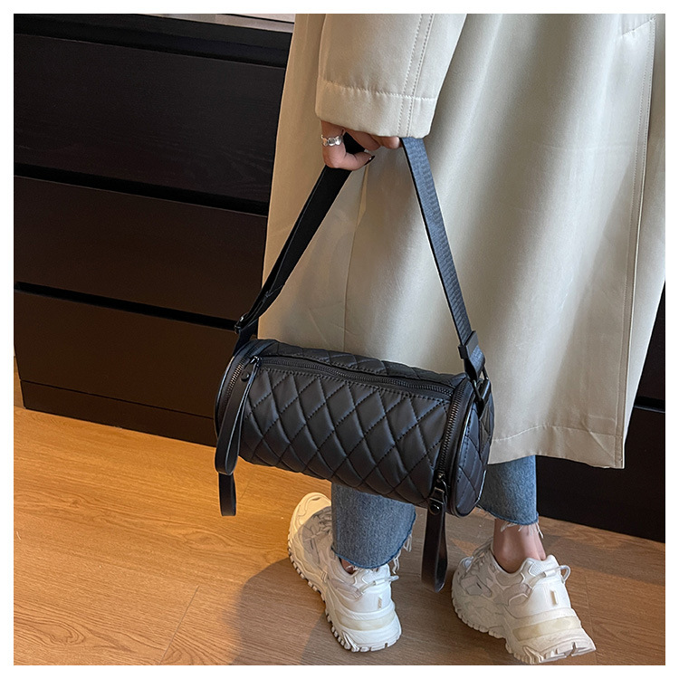 Grenseoverskridende e-handel 2023 Ny Rhombus Sylinderveske Messenger Utenlandsk Trendy Oxford Stoff Bøtte Skulderveske Ett Piece Drop Shipping_voghion.com