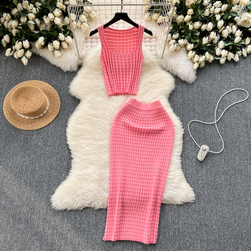 2025 Retro Gestrickte Zwei Stücke Sets Ärmelloses Kurzes Top + Hohe Taille Schlank Lange Röcke Weibliche Sommer Hotsweet Anzüge_voghion.com