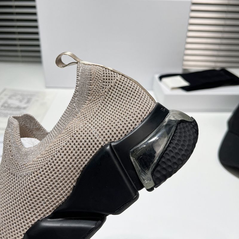 New Style Slip-On Fleece-Lined Sports For Men And Women, Black Work Comfortable Casual Cloth Shoes, Double Cotton Shoes_voghion.com