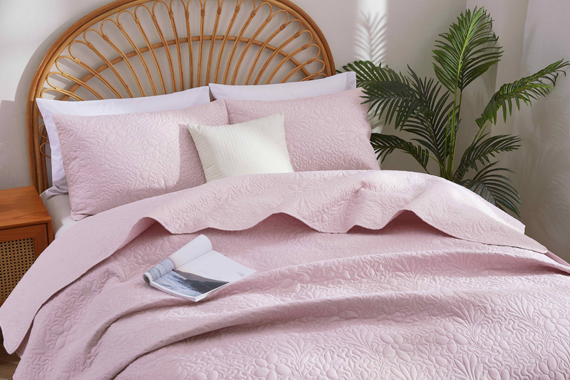 CG05 Five-Leaf Clover Bed Cover Set, Suitable For Bedrooms And Living Rooms (1* Bedspread +2* Pillowcase, No Duvet Core Or Pillow Core)_voghion.com