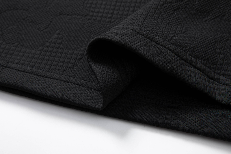 Ensemble short jacquard à manches courtes pour homme, design jacquard raffiné, simple et élégant, coloris noir et blanc classiques_voghion.com