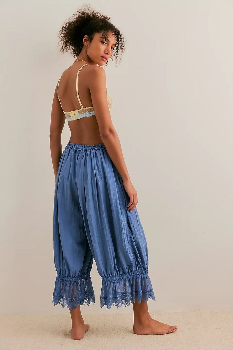 Dameskleding Vroege Lente Nieuwe Holle Kant Kant Thuiskleding Voor Vrouwen Comfortabele Huidvriendelijke Pyjama Shorts_voghion.com