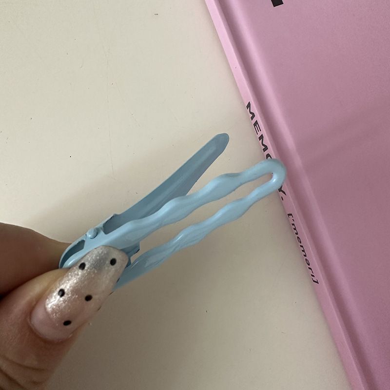 Korejiešu stila jaunā viļņa dopamīna matadata aerosola krāsa bērniem, pīles knābja sprādze, salds sānu sprādziens, sānu sprādze, matu aksesuāri vairumtirdzniecībā_voghion.com