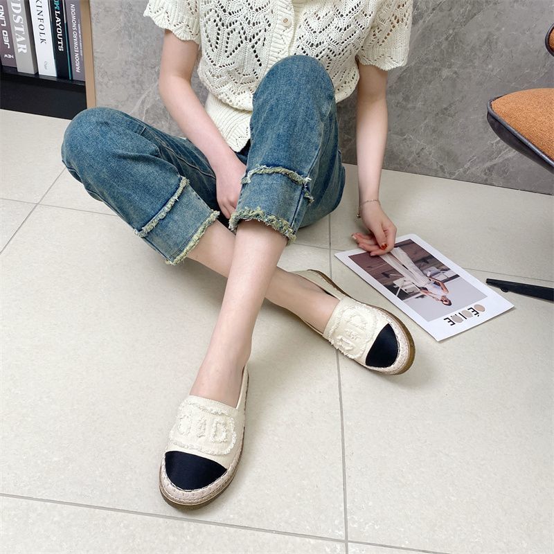 Mocasines planos sin cordones con diseño de bloques de color para mujer, primavera 2025_voghion.com