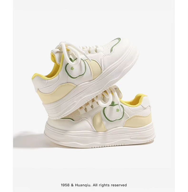 KMLW3168 Low-Top Women's Casual Sneakers High-Value White Boat Shoes For Back-To-School Season_voghion.com