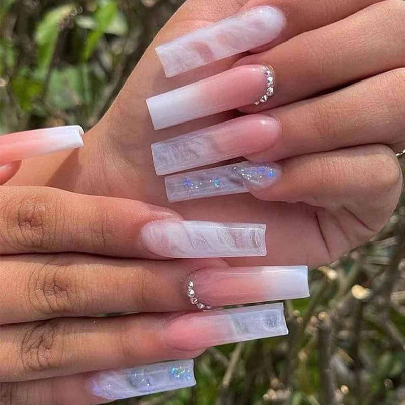 Eleganti unghie finte French Ombré con glitter trasparenti e design a diamante - Unghie finte riutilizzabili per donna (opzioni colla/adesivo)_voghion.com