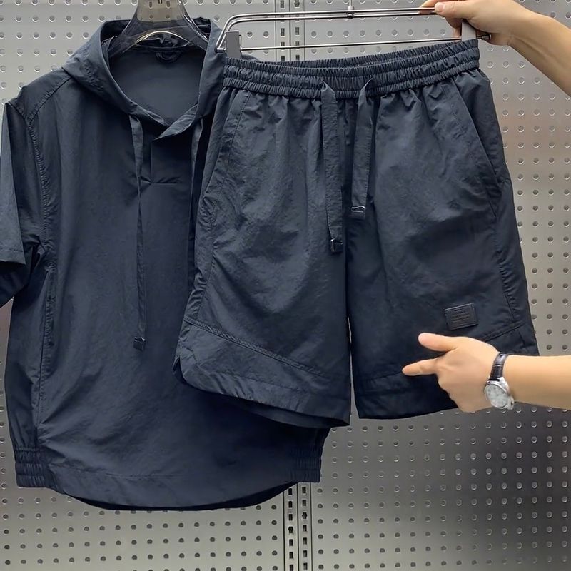 Vêtements d'été pour hommes, minces, respirants, protection solaire, capuche, manches courtes, short, costume deux pièces, tendance, simple, couleur unie, ample, décontracté_voghion.com