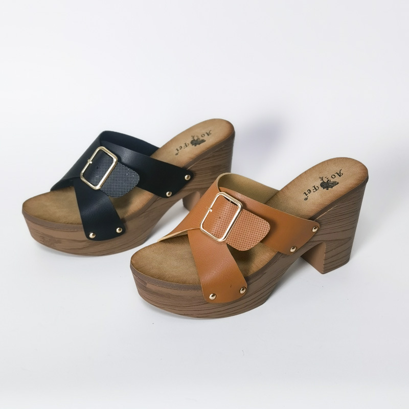 New Thick High Heel Shoes Fashion Large Slippers Women's Sandal_voghion.com