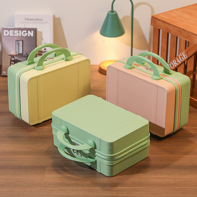 Bonbonfarbener Kontrast mit märchenhaftem Handgeschenk in Volltonfarbe, durchsichtige Reisebox, Mini-Koffer mit Reißverschluss_voghion.com