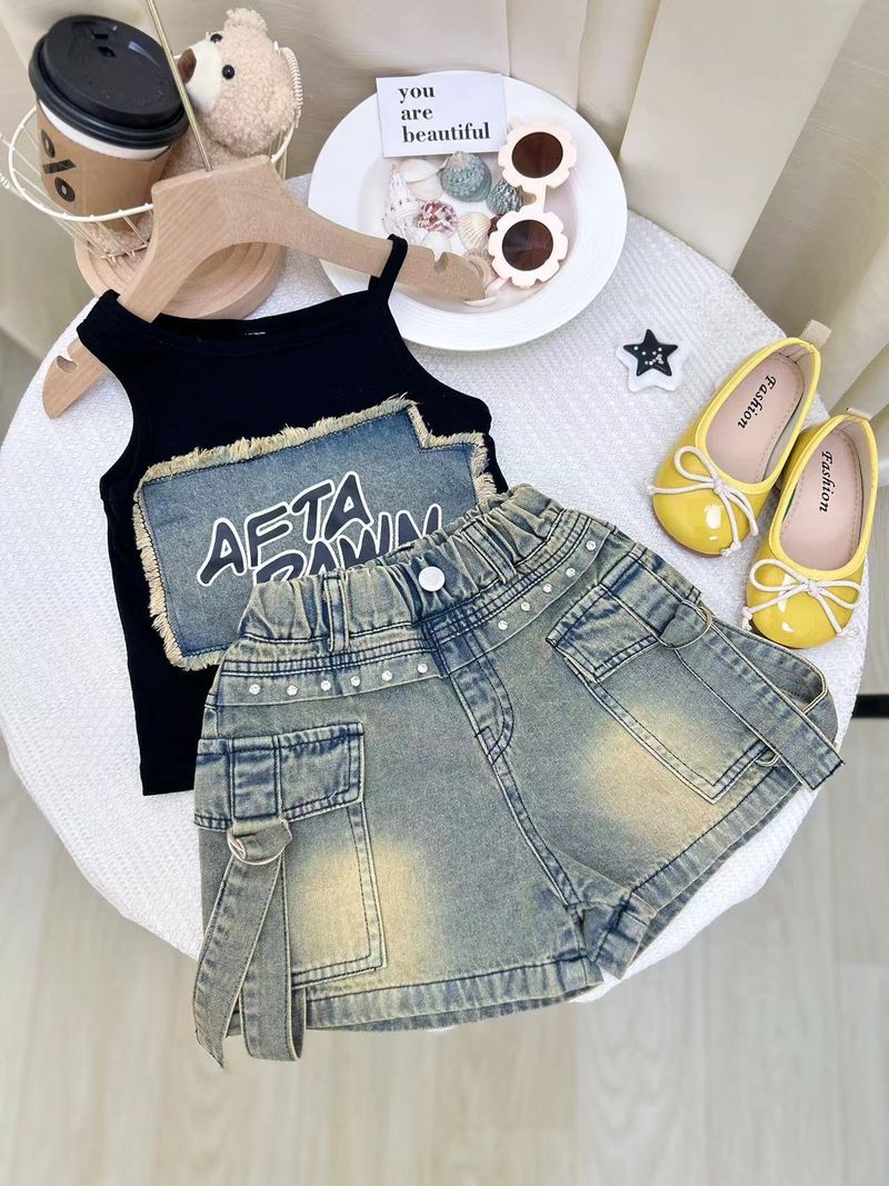 Kid's Clothing 2025 Summer New Fashionable Girls Stitching Printed Vest Plus Heavy Denim Shorts_voghion.com