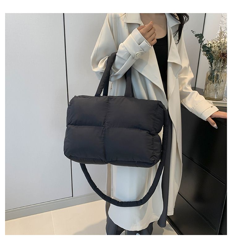 Cotton Bag Down Bag Female Large Capacity Leisure Tote Bag Ladies Commuter Shoulder Bag_voghion.com