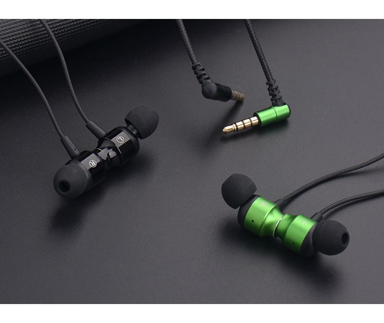 【High Quality】 Magnetic High-Quality Metal Over-Ear Gaming Headset In-Ear E-Sports PUBG Android Universal Wired Control_voghion.com
