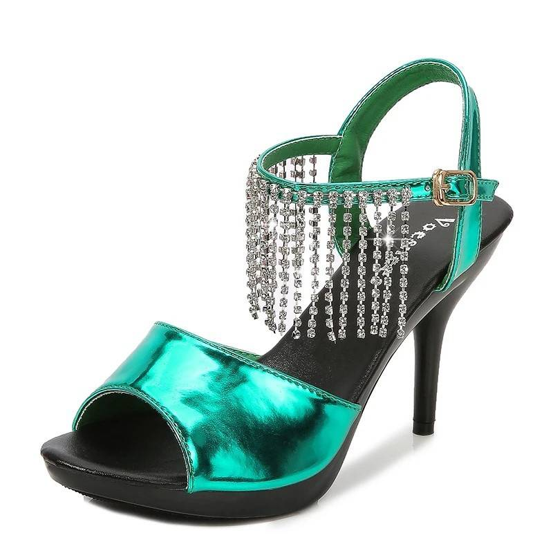 Modische und stilvolle kontrastfarbene Plateau-Party-Sandalen mit hohem Absatz_voghion.com