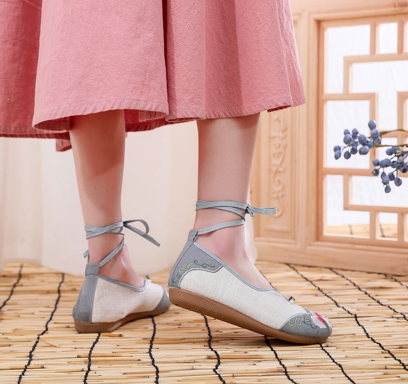 Flache Rindsledersohle, bestickter Stoff, weiche Sohle, Frühlings- und Sommer-Hanfu-Tanzschuhe, Damen-Einzelschuhe_voghion.com