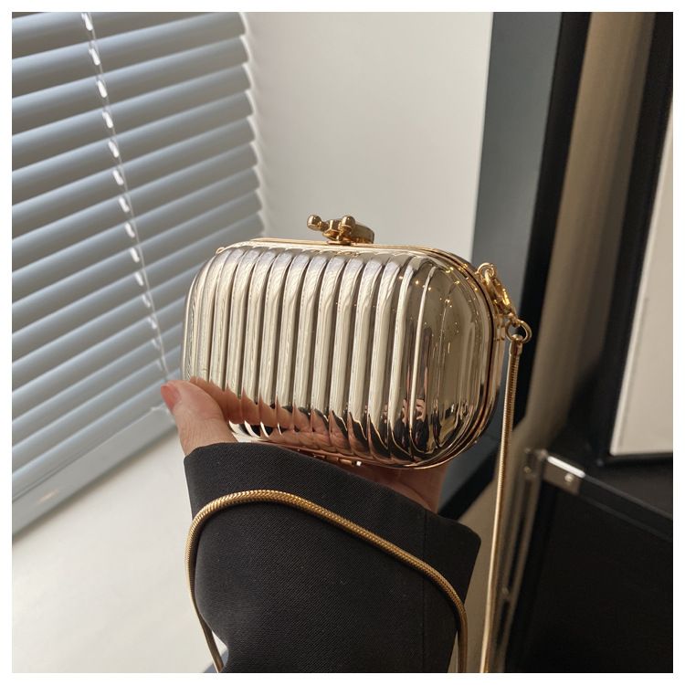 Banchetto 2024 primavera nuova tendenza moda donna monospalla catena rossetto borsa a tracolla diagonale_voghion.com