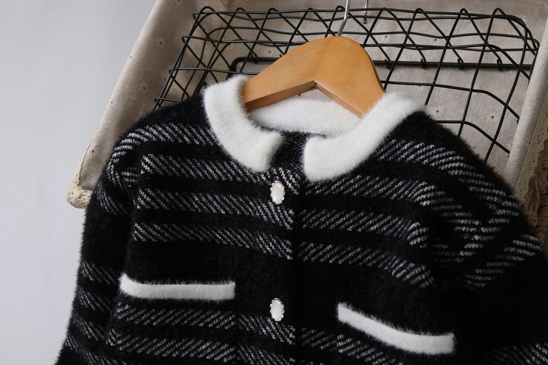 Strickjacke aus Nerzimitat für Mütter und Kinder, weicher Wintermantel mit Stehkragen, gestreiftes Langarmoberteil für große Kinder (120–160 cm) in Weiß/Schwarz/Grau/Pink_voghion.com