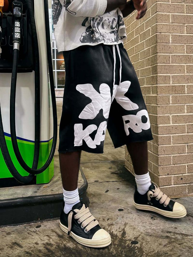 Męskie spodenki do koszykówki – luźne, codzienne, sportowe, na lato, lekkie i przewiewne, szare spodenki sportowe_voghion.com