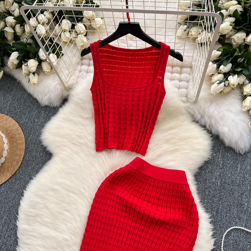 2025 Retro Gestrickte Zwei Stücke Sets Ärmelloses Kurzes Top + Hohe Taille Schlank Lange Röcke Weibliche Sommer Hotsweet Anzüge_voghion.com