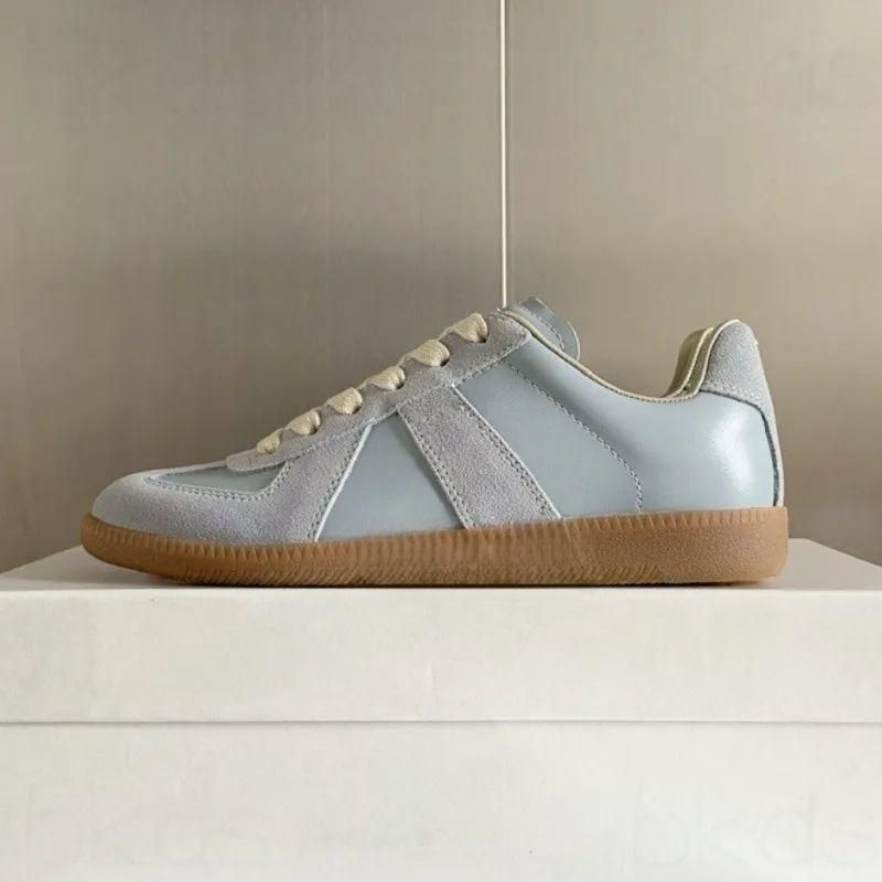 New Style Original Margiela Style Training Versatile Lace-up Unisex Casual Shoes Comfortable Flat Couple White Sneakers_voghion.com